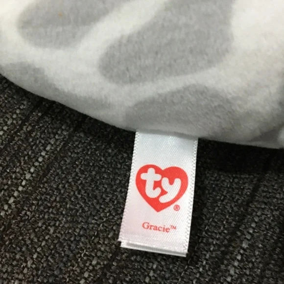 Plush Giraffe Toy Ty Baby Collectable - Picture 5 of 7